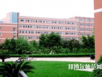 成都城市建設(shè)技工幼兒師范學(xué)校2023年報(bào)名條件、招生要求、招生對象