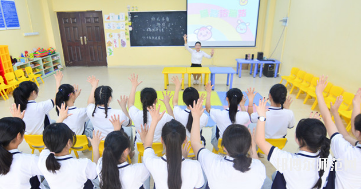 成都五月花幼兒師范高級(jí)技工學(xué)校怎么樣、好不好